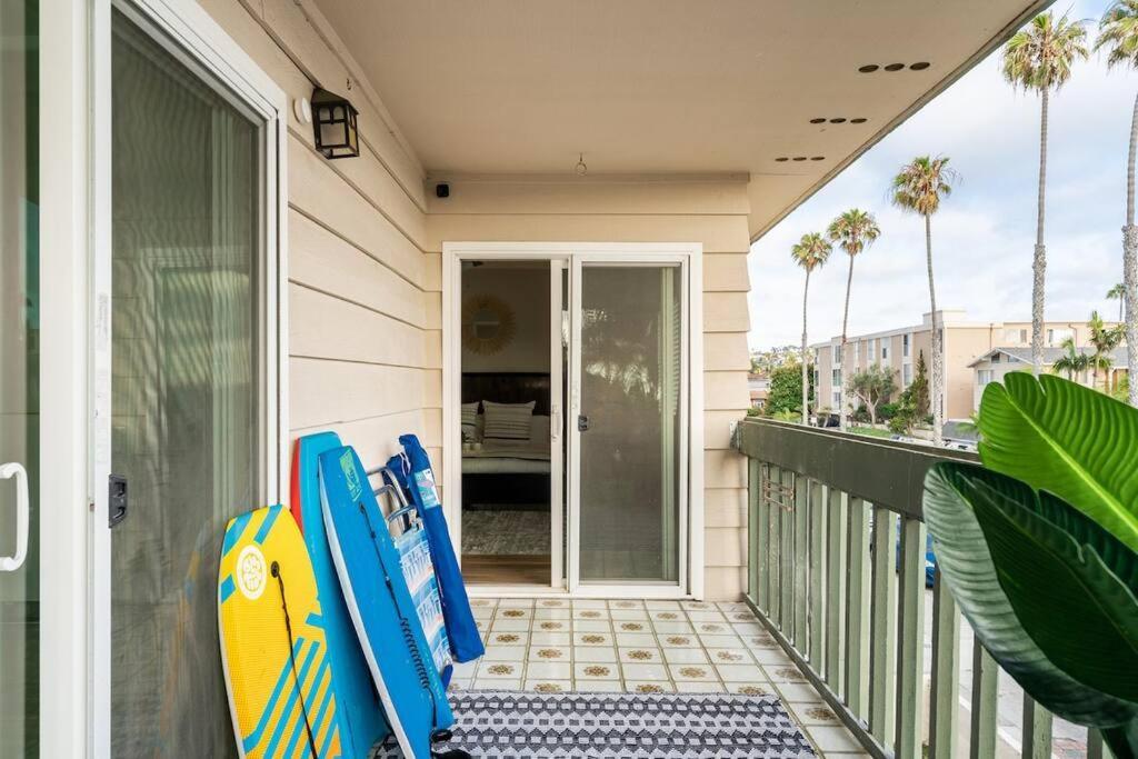 1 Block To Stylish 3br Contemporary